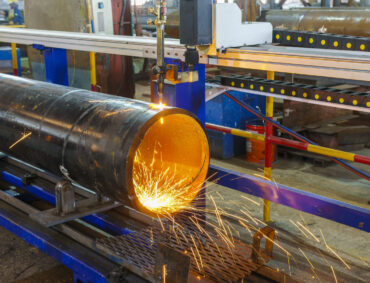 CNC Plasma Cutting, Cutting Pipe Carbon With CNC Plasma Cutting Machine.